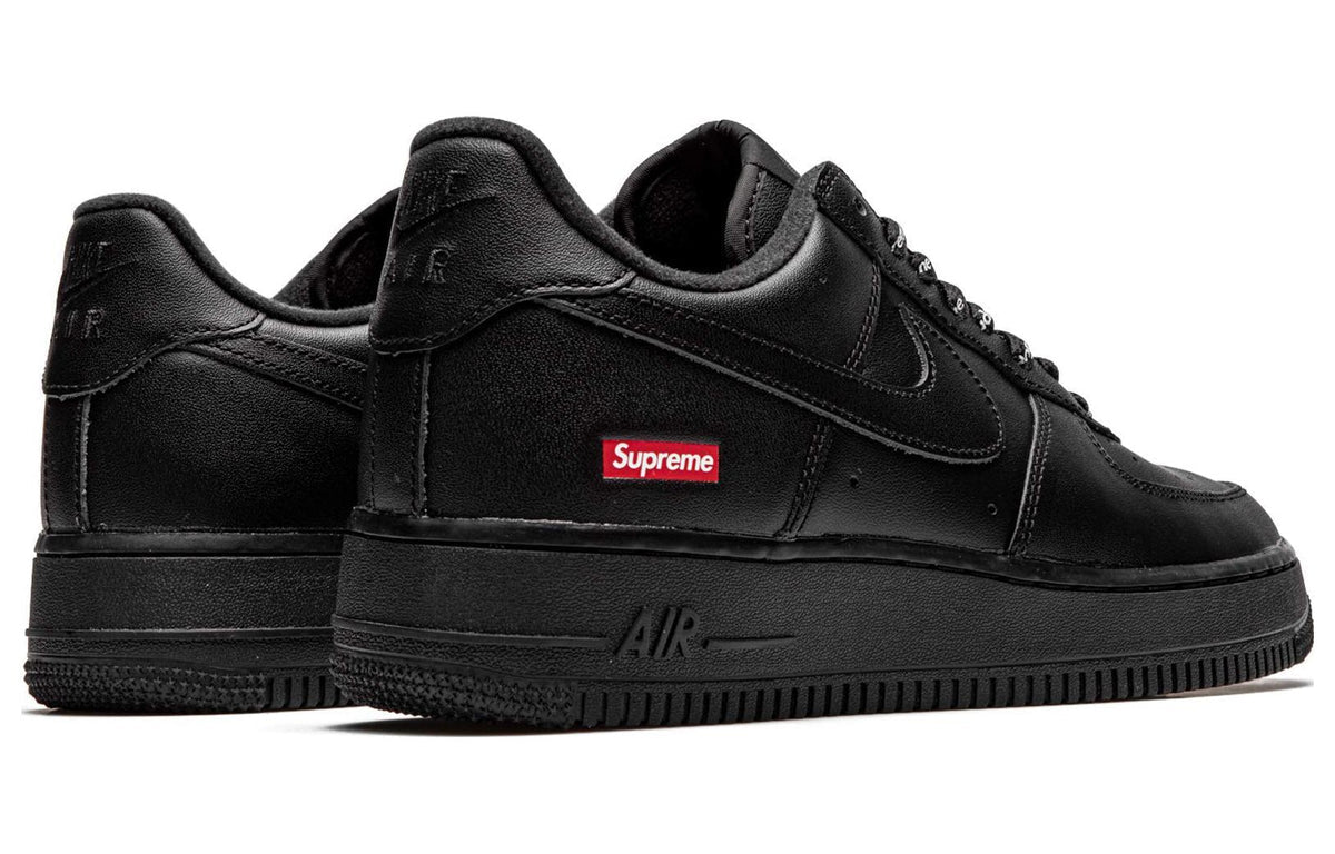 Nike Air Force 1 Low Supreme Black