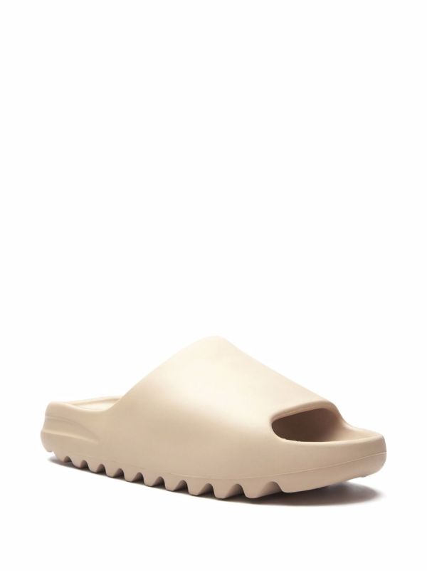 ADIDAS YEEZY SLIDES BEIGE