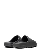 ADIDAS YEEZY SLIDES DARK GREY
