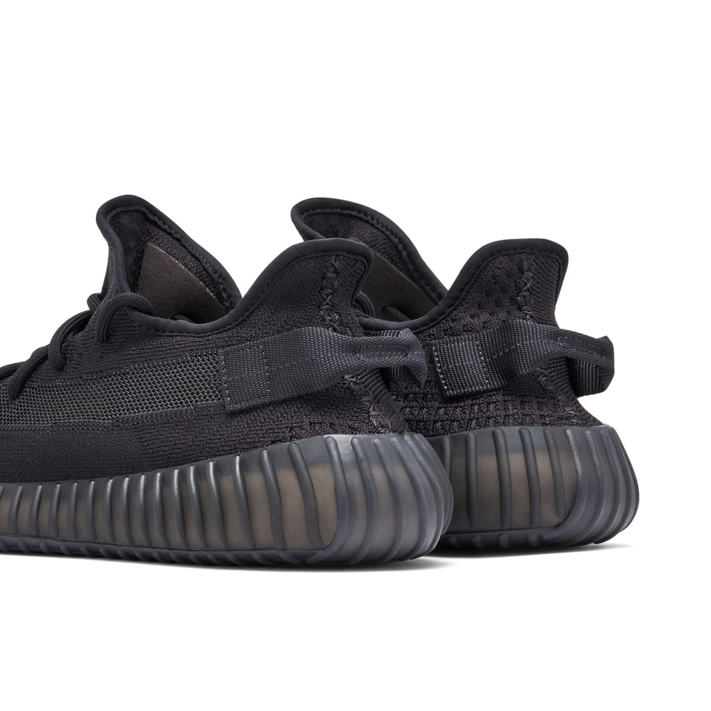 Adidas Yeezy Boost 350 V2 Blackout