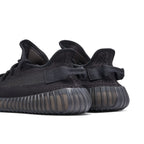 Adidas Yeezy Boost 350 V2 Blackout