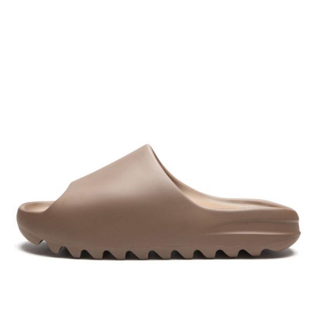 ADIDAS YEEZY SLIDES LIGHT BROWN