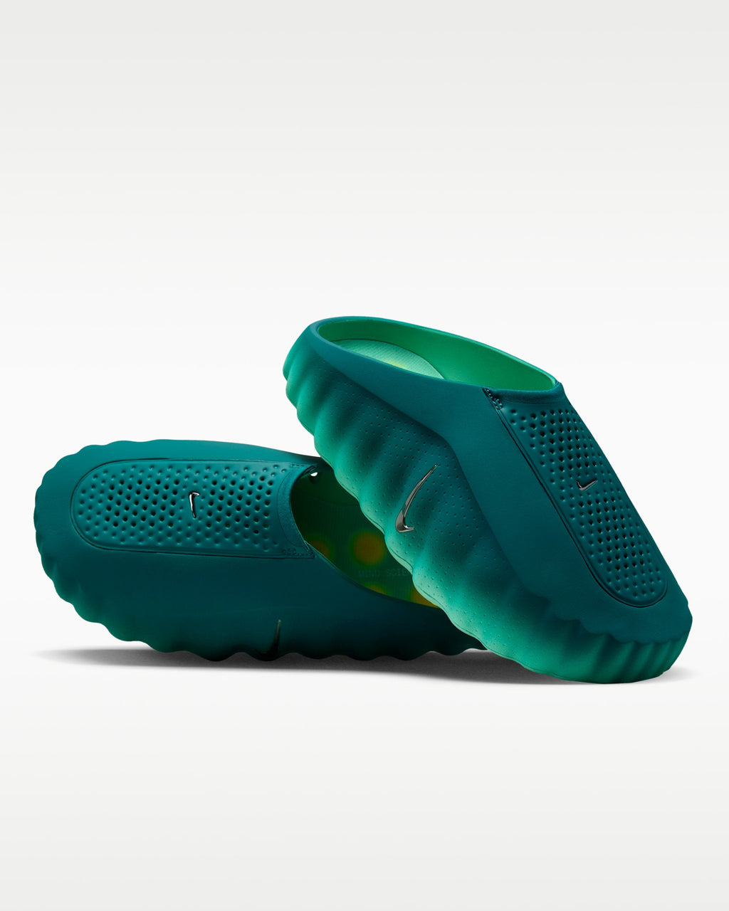 Nike Mind 001 Men’s Pregame Mules