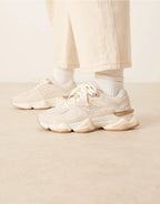 New Balance 9060 Beige Woman